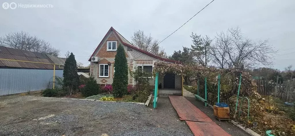 Дом в Зверево, улица Кирова, 29 (67.3 м) - Фото 0