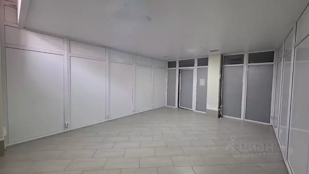 Помещение свободного назначения в Краснодарский край, Геленджик ... - Фото 1