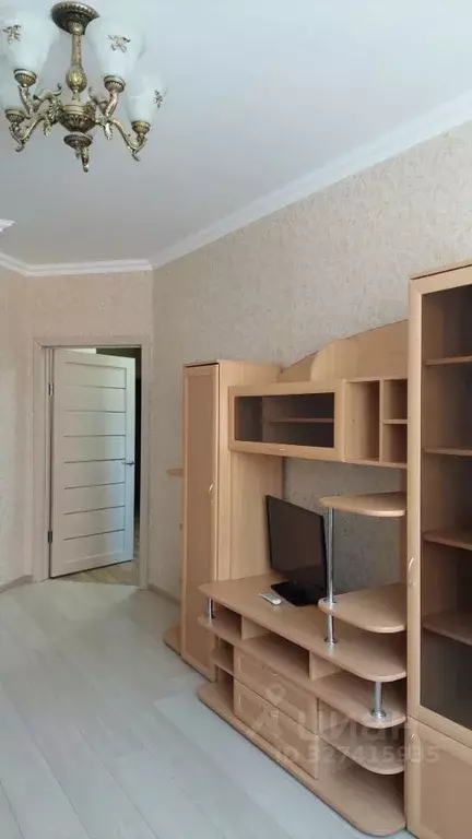 1-к кв. Омская область, Омск просп. Комарова, 14к2 (40.0 м) - Фото 1