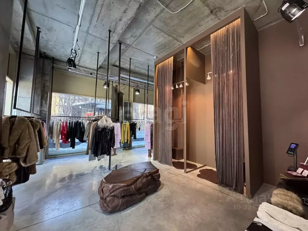 Торговая площадь в Тюменская область, Тюмень Первомайская ул., 1Аблок3 ... - Фото 1