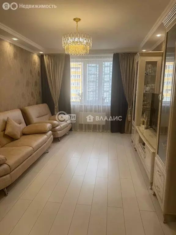 2-комнатная квартира: Воронеж, улица Антонова-Овсеенко, 33Б (68.4 м) - Фото 0
