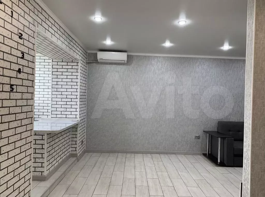 1-к. квартира, 40 м, 9/9 эт. - Фото 1