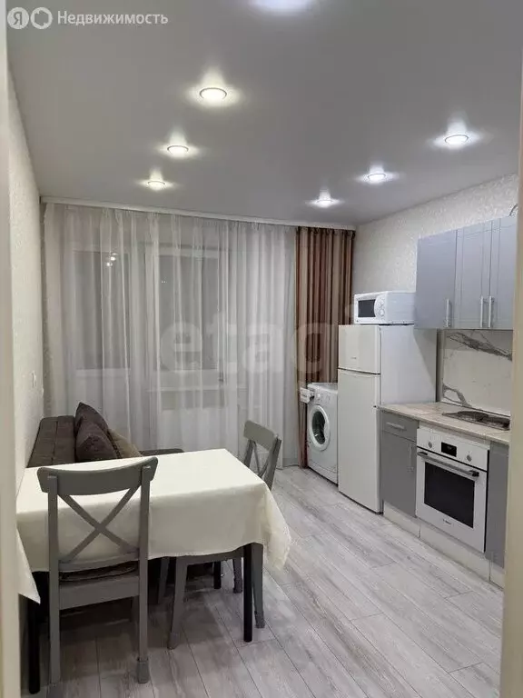 1-комнатная квартира: Тюмень, улица Андрея Кореневского, 22 (37 м) - Фото 2