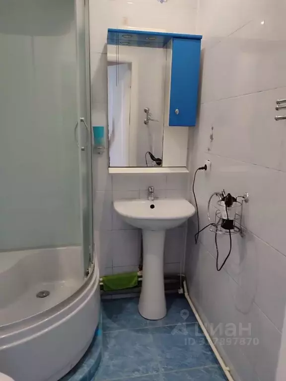 2-к кв. Крым, Щелкино Ленинский район, 1-й мкр, 10 (48.0 м) - Фото 1