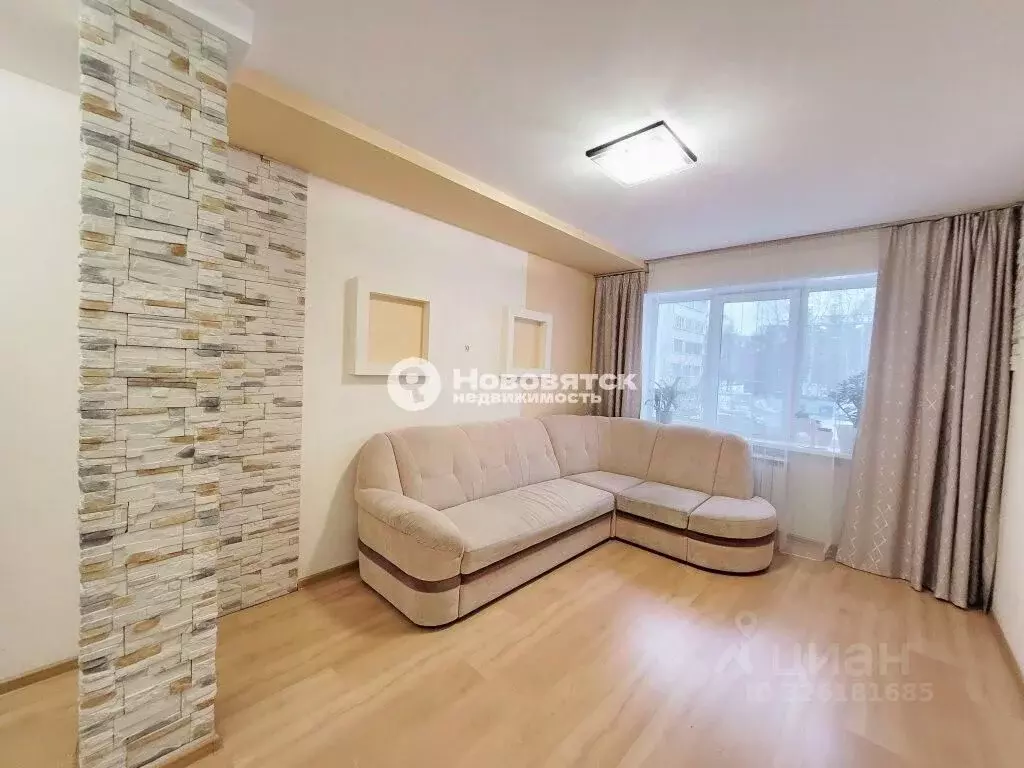 4-к кв. Кировская область, Киров ул. Орджоникидзе, 2А (88.9 м) - Фото 1