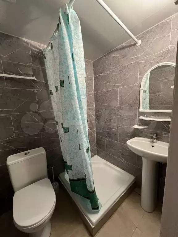 Комната 30 м, 2/3 эт. - Фото 1