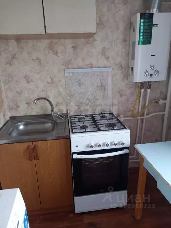 2-к кв. Калмыкия, Элиста 1-й мкр, 20 (38.2 м) - Фото 2