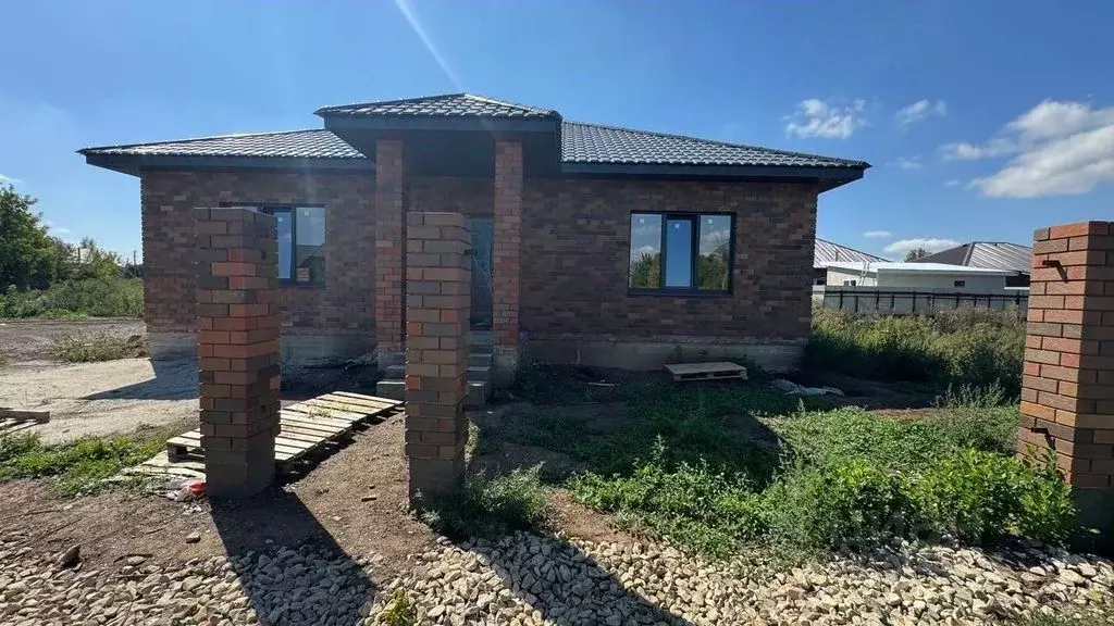 Дом в Оренбургская область, Оренбургский район, пос. Весенний, ... - Фото 1