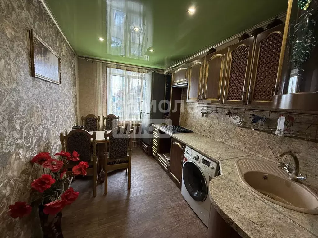 2-к кв. Пензенская область, Кузнецк Фабричная ул., 99 (50.1 м) - Фото 1