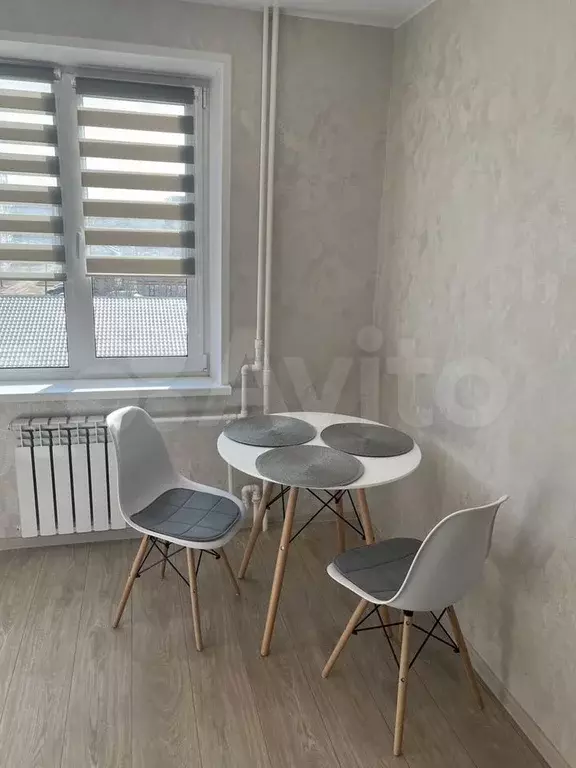 1-к. квартира, 42 м, 4/9 эт. - Фото 1