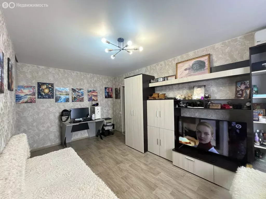 3-комнатная квартира: Ейск, улица Портовая Аллея, 15 (55 м) - Фото 1