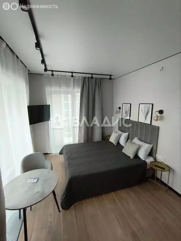 Квартира-студия: Санкт-Петербург, набережная Макарова, 58 (32 м) - Фото 1