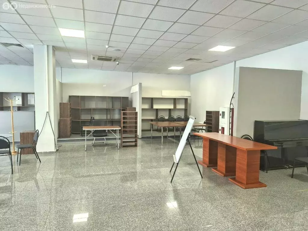 Помещение свободного назначения (375 м) - Фото 1