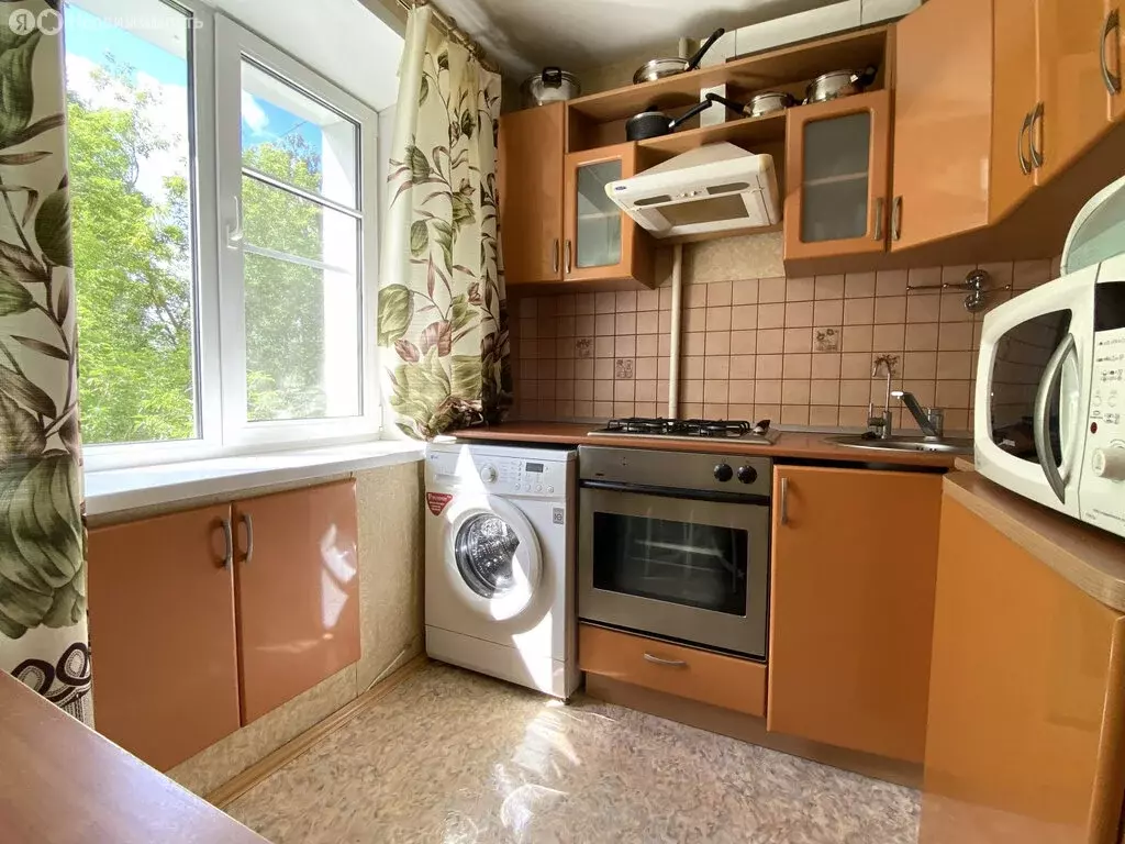 3-комнатная квартира: Киров, улица Некрасова, 28 (59.5 м) - Фото 1