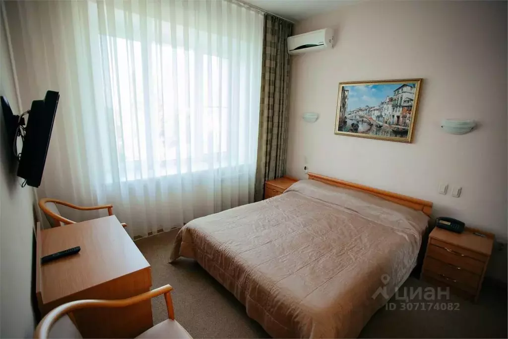 Комната Чувашия, Чебоксары Президентский бул., 13 (97.0 м) - Фото 2