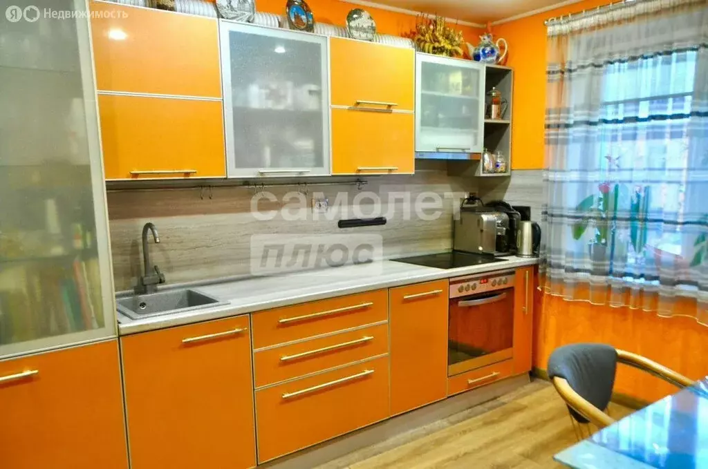 4-комнатная квартира: Миасс, Ильменская улица, 94 (73.3 м) - Фото 1