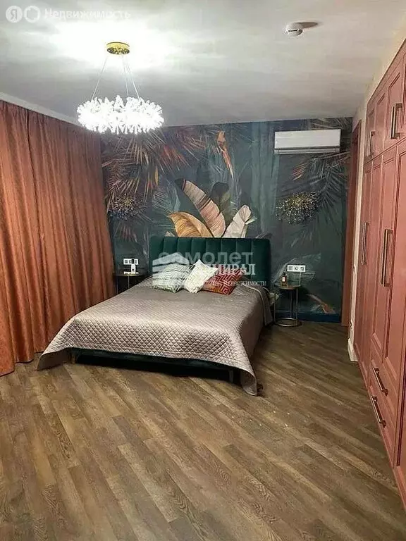 3-комнатная квартира: Ростов-на-Дону, Береговая улица, 6 (180 м) - Фото 1