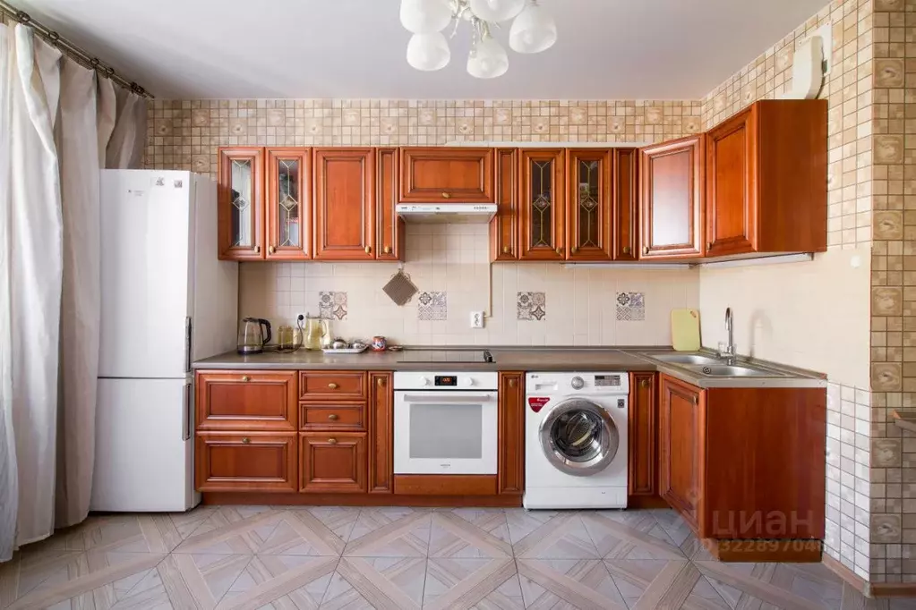 3-к кв. Санкт-Петербург ул. Русановская, 17к2 (79.7 м) - Фото 1