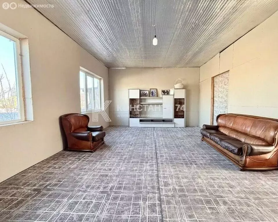 Дом в Миасс, Учалинская улица, 20А (218.6 м) - Фото 1