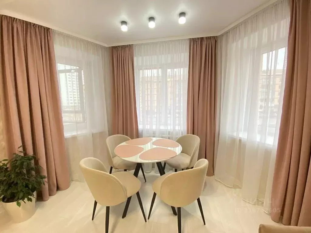 2-к кв. Хакасия, Абакан ул. Авиаторов, 5А (40.0 м) - Фото 0