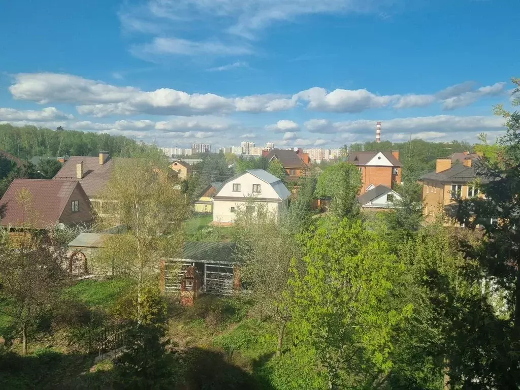Комната 13 м в 3-к., 3/3 эт. - Фото 1