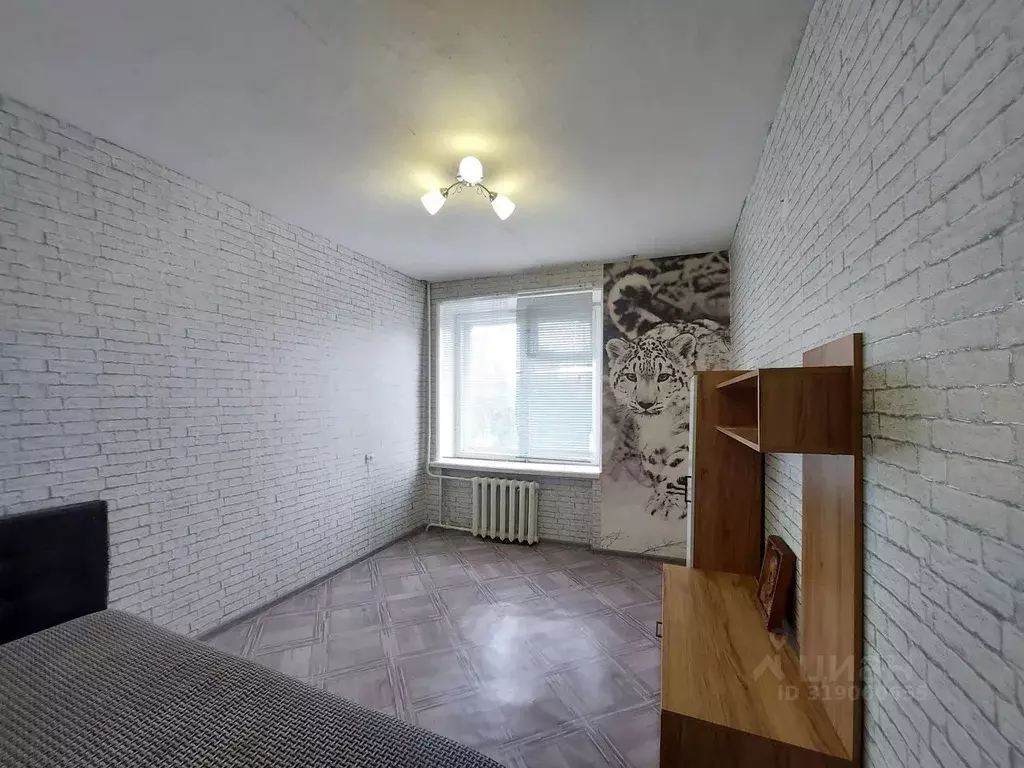 2-к кв. Псковская область, Псков Рижский просп., 49 (45.6 м) - Фото 0