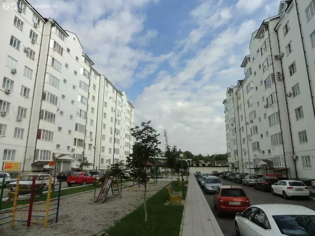 3-комнатная квартира: Пятигорск, Оранжерейная улица, 17к3 (95 м) - Фото 1