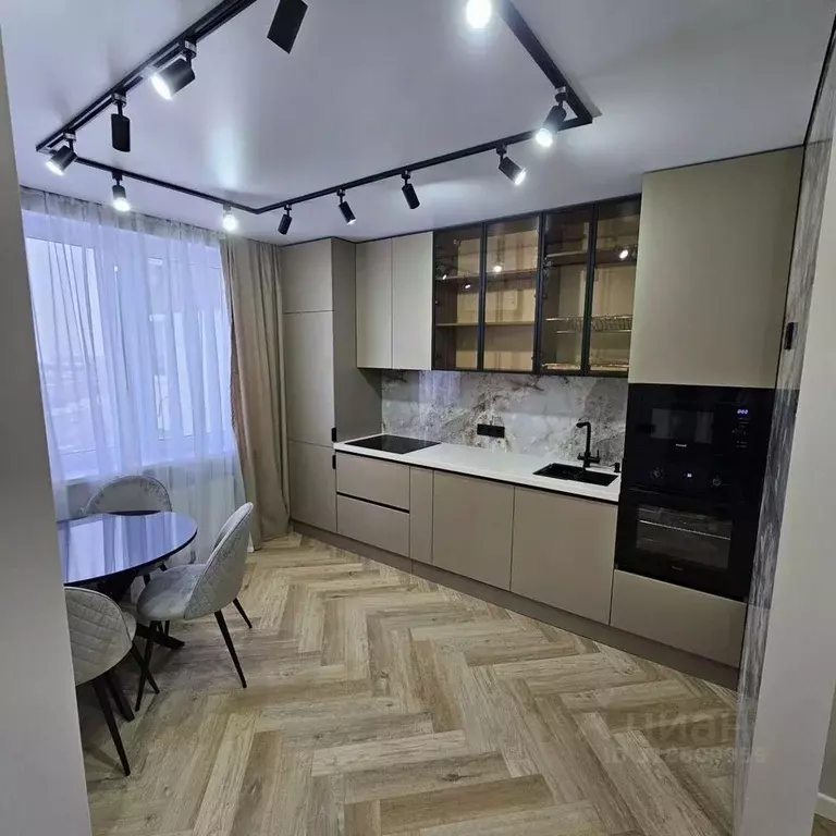 2-к кв. Саратовская область, Энгельс ул. Маяковского, 44 (58.0 м) - Фото 1