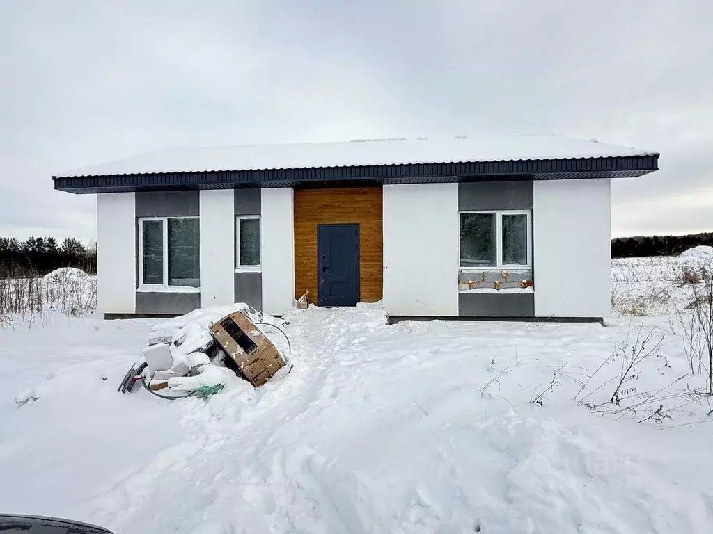 Дом в Свердловская область, Полевской муниципальный округ, с. ... - Фото 1