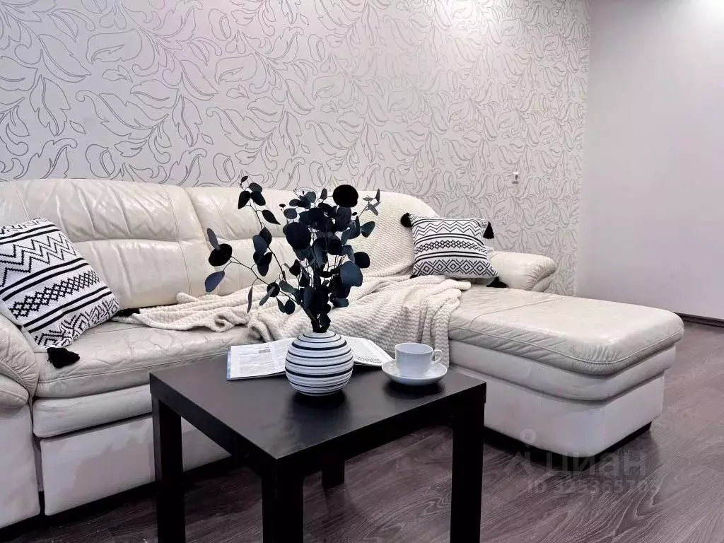 2-к кв. Кировская область, Киров ул. Казанская, 80 (56.0 м) - Фото 2