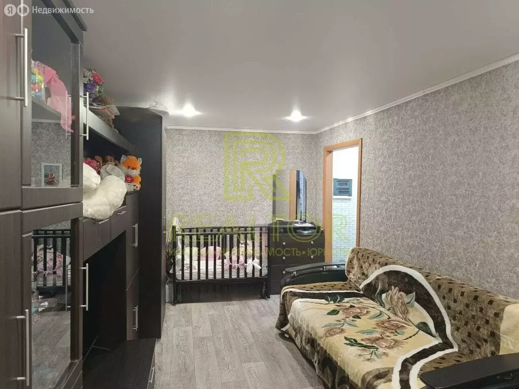 1-комнатная квартира: Шахты, улица Искра, 53А (30 м) - Фото 1