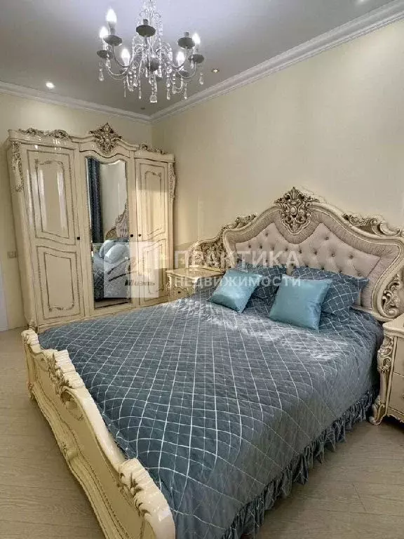 Продается 4-комнатная квартира - Фото 2