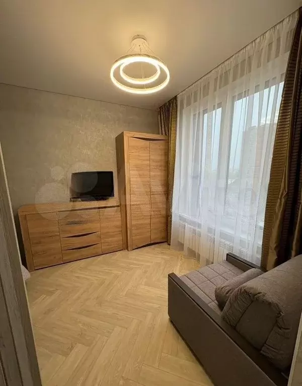 1-к. квартира, 38 м, 9/35 эт. - Фото 1