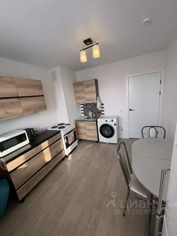 2-к кв. Башкортостан, Уфа ул. Орджоникидзе, 34 (53.7 м) - Фото 1