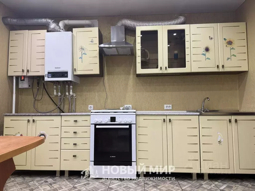 1-к кв. Нижегородская область, Бор пос. Октябрьский, ул. Молодежная, 8 ... - Фото 2