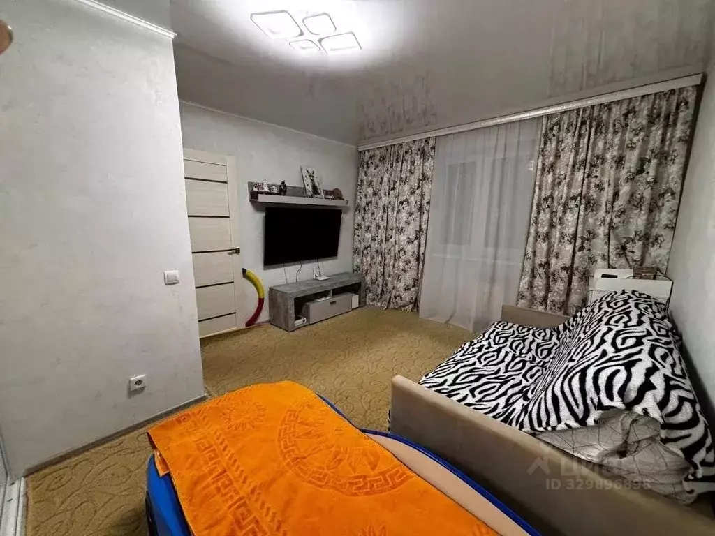 1-к кв. Брянская область, Брянск ул. Комарова, 49 (34.0 м) - Фото 1