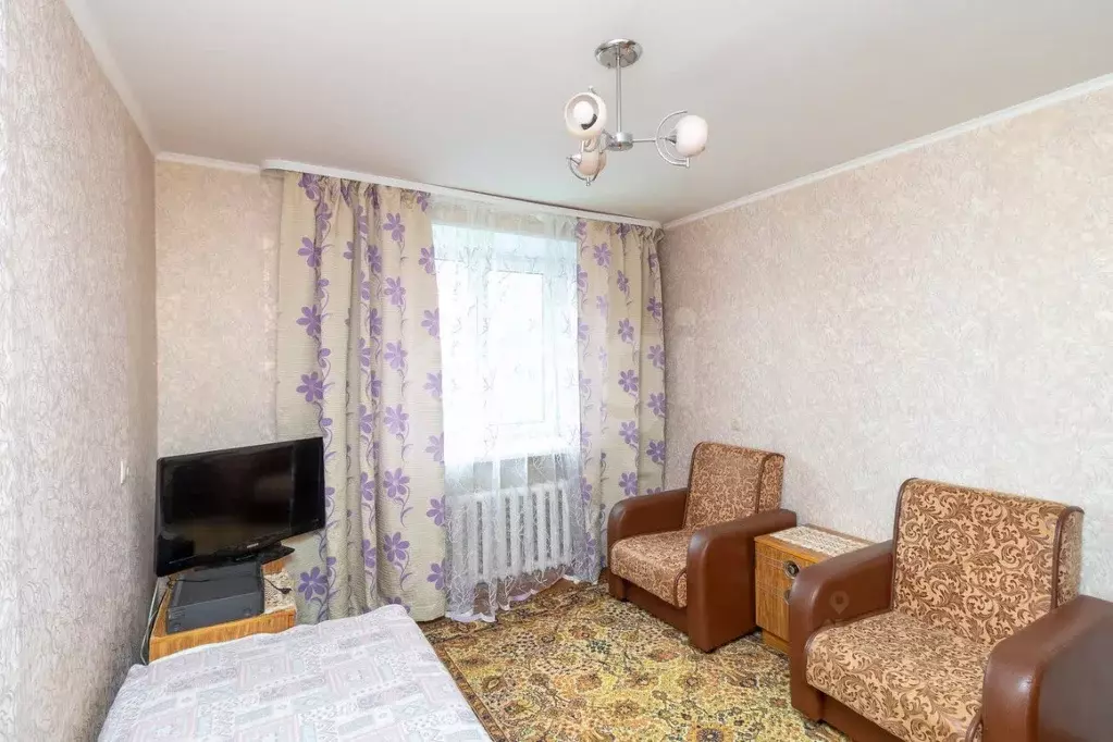 3-к кв. Тюменская область, Тюмень ул. Спорта, 93 (59.7 м) - Фото 1