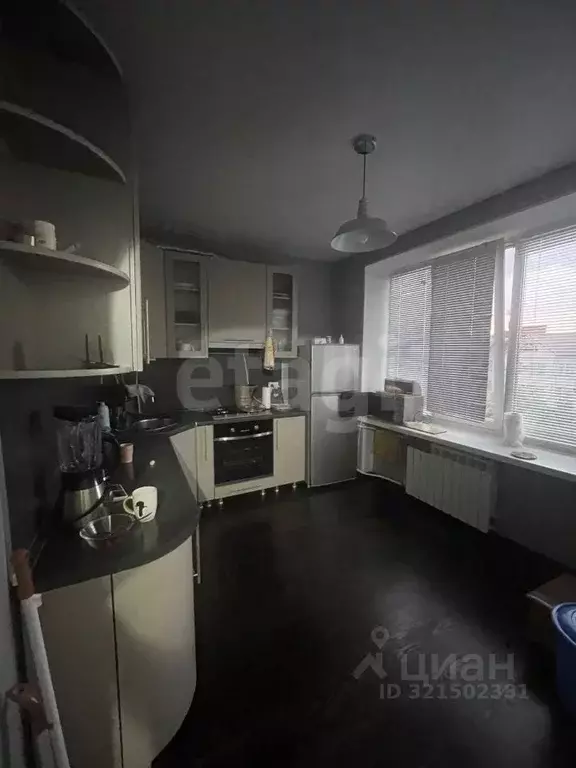 3-к кв. Калмыкия, Элиста ул. Ю. Клыкова, 22 (83.6 м) - Фото 0