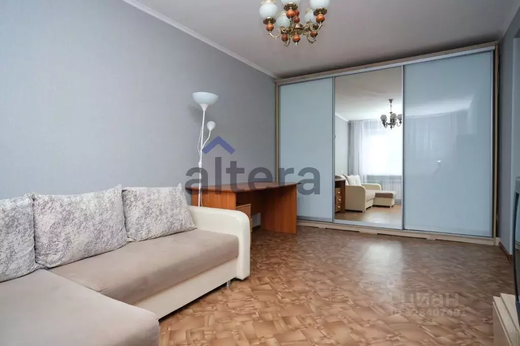 1-к кв. Татарстан, Казань ул. Лазарева, 2 (33.0 м) - Фото 1