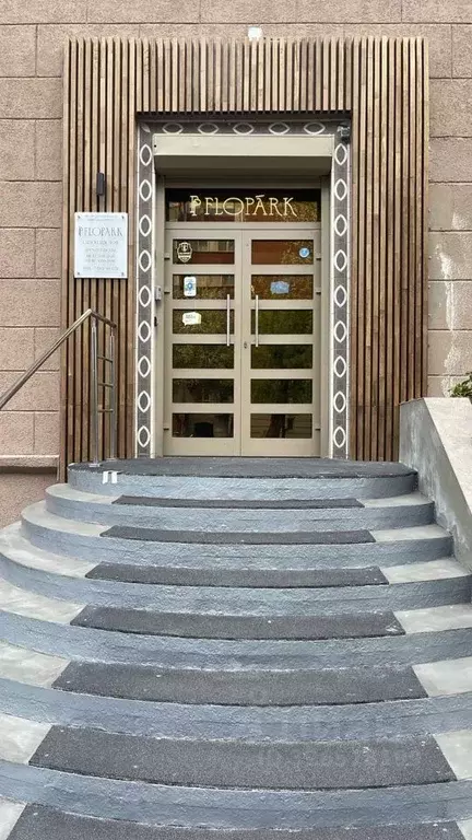 Торговая площадь в Новосибирская область, Новосибирск ул. Державина ... - Фото 1