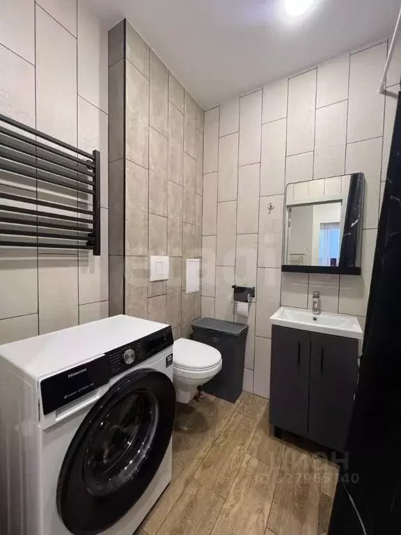 Студия Тюменская область, Тюмень ул. Фармана Салманова, 10 (25.9 м) - Фото 1