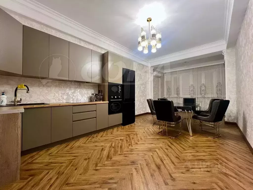 2-к кв. Дагестан, Махачкала ул. Юсупова, 65 (100.0 м) - Фото 0