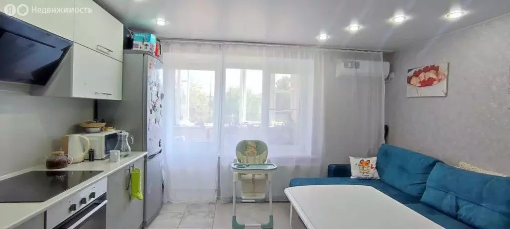 2-комнатная квартира: Ейск, улица Победы, 12 (45 м) - Фото 0