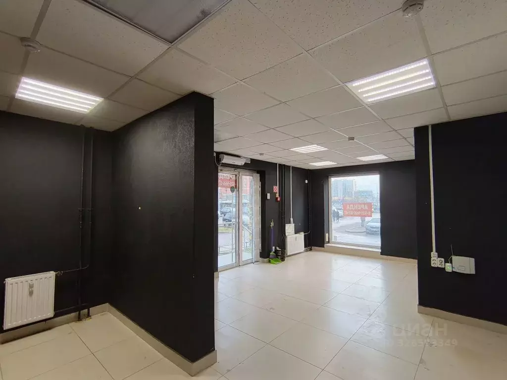 Помещение свободного назначения в Санкт-Петербург пос. Парголово, ул. ... - Фото 2