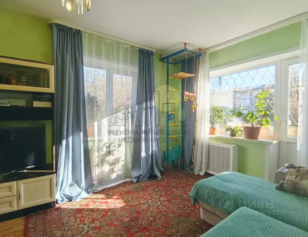 2-к кв. Иркутская область, Иркутск Пограничный пер., 4 (40.5 м) - Фото 1