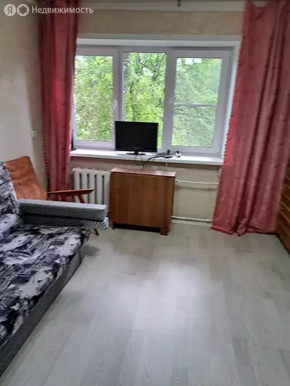 Квартира-студия: Великий Новгород, район Торговая сторона, улица ... - Фото 0