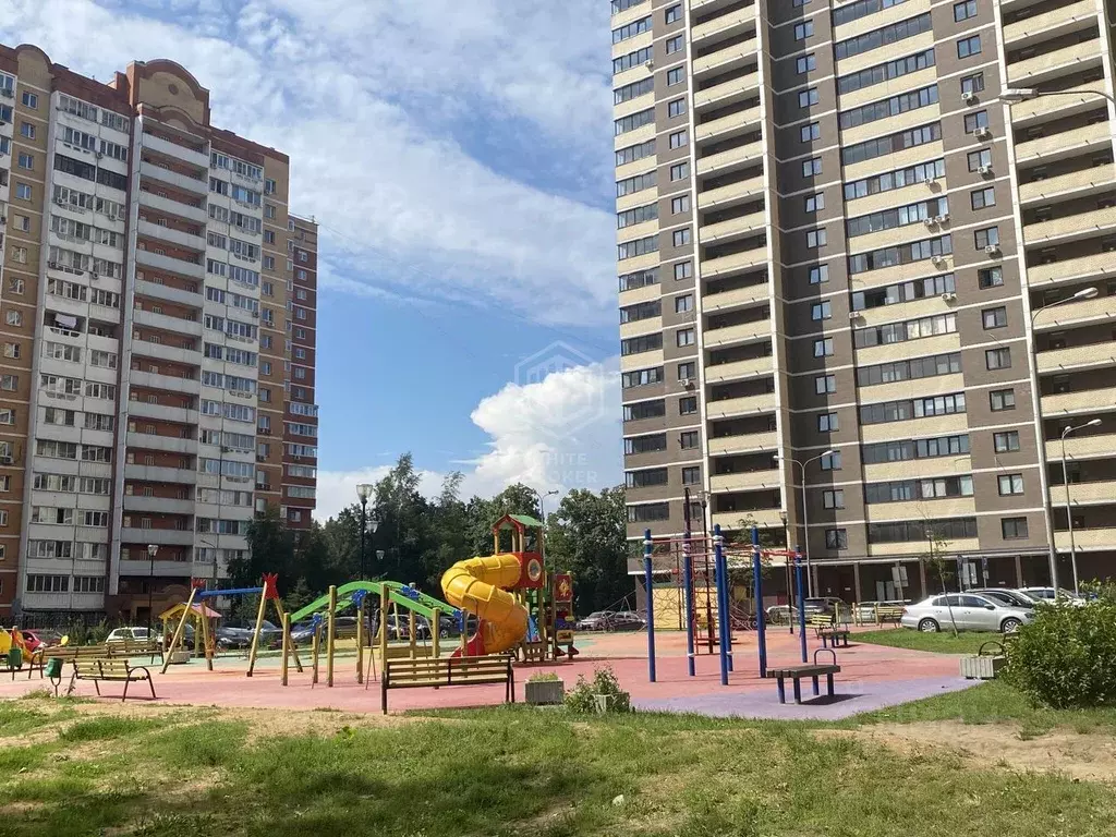 3-к кв. Московская область, Балашиха Первомайский проезд, 1 (110.9 м) - Фото 0