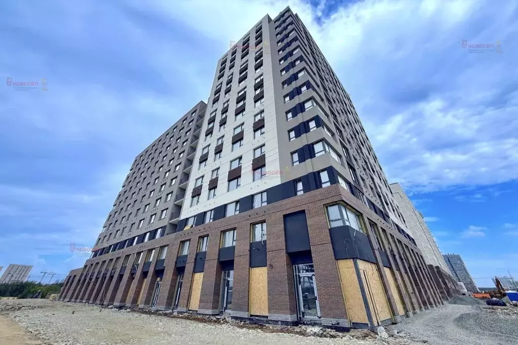 Торговая площадь в Свердловская область, Екатеринбург ул. Академика ... - Фото 0