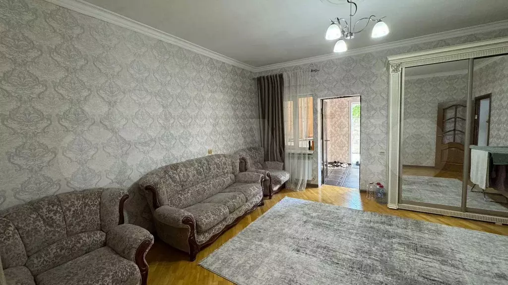 Дом 200 м на участке 4,5 сот. - Фото 1
