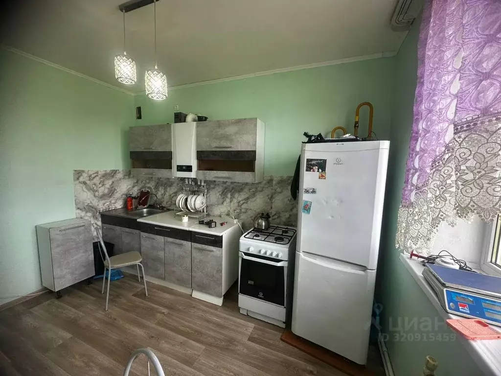 1-к кв. Новгородская область, Малая Вишера ул. Сосновая, 5 (47.5 м) - Фото 1